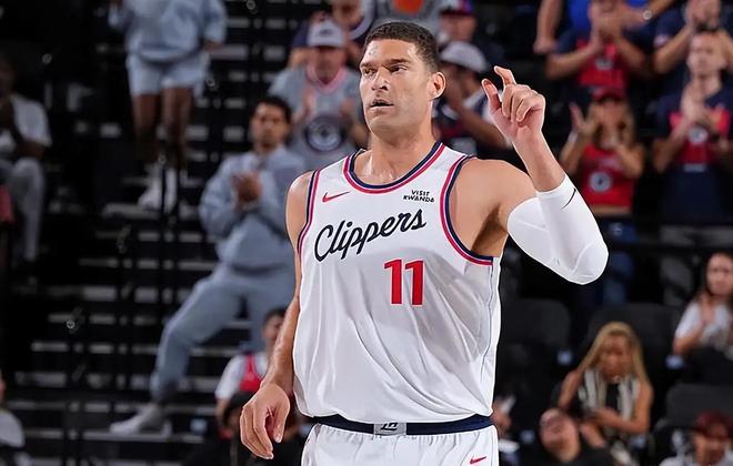 快船惨败马刺 伦纳德独木难支队友集体低迷