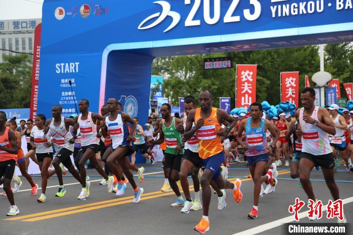 辽宁沿海城市鲅鱼圈区以“鲅马！绿马！”为主